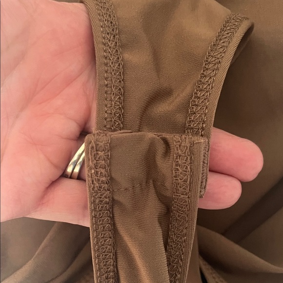 Ambiance Tan/light brown bodysuit with snap closure - Picture 3 of 4
